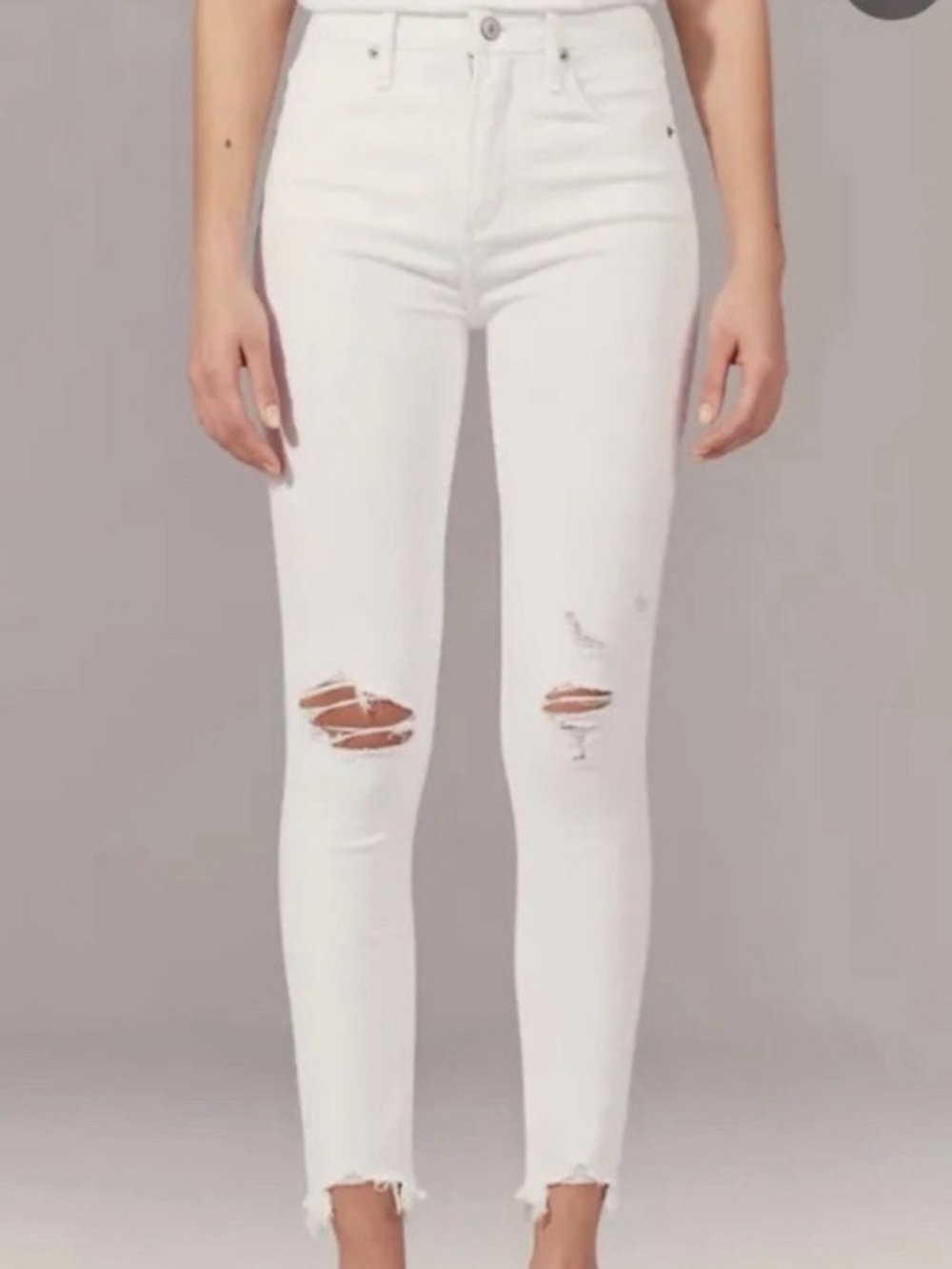 Abercrombie & Fitch White Super Skinny Ankle High Rise - Size 6R